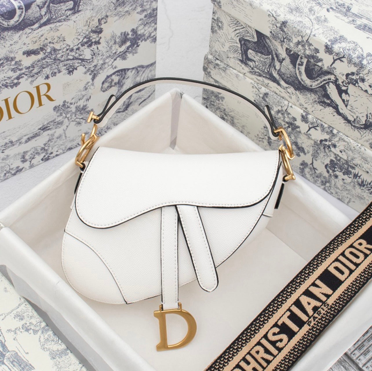 Dior Small Saddle Bag Grained Calfskin